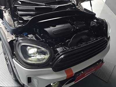 MINI COUNTRYMAN - 7