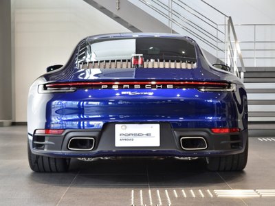 PORSCHE 911 - 4
