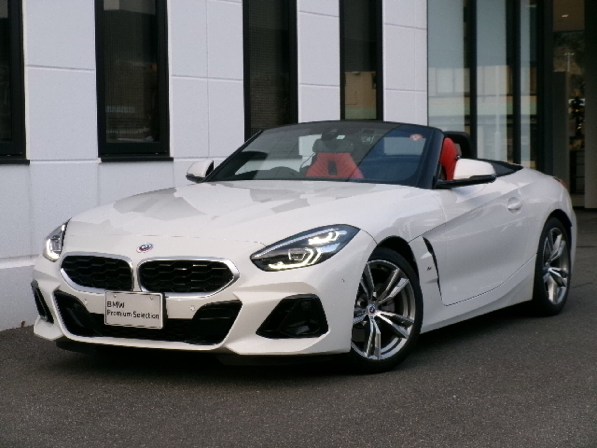 BMW Z4 - View 1