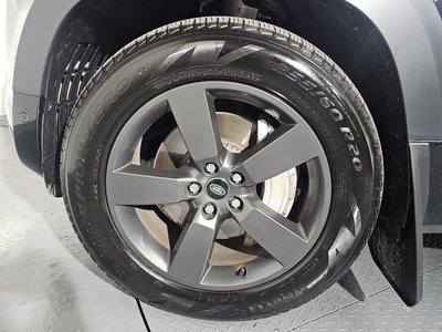 LAND ROVER DEFENDER - 6