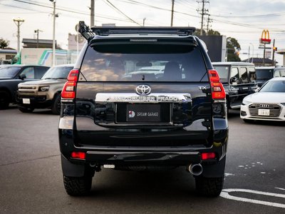 TOYOTA LAND CRUISER PRADO - 7