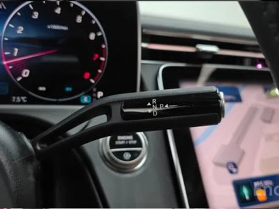 MERCEDES-BENZ E-CLASS - 9