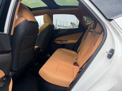 صورة مصغرة 72 لـ 2025 Lexus NX