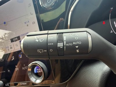 صورة مصغرة 47 لـ 2025 Lexus NX