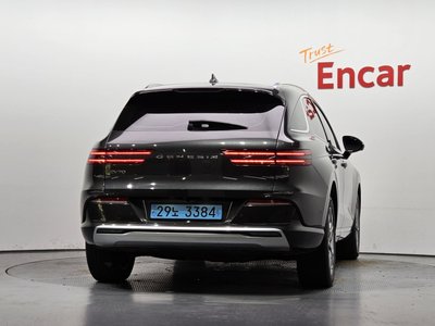 2022 Genesis ELECTRIFIED GV70 photo 4