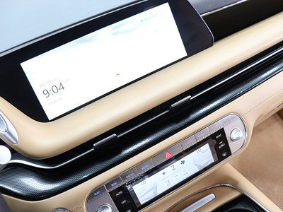 صورة 4 لـ 2022 Genesis G90 (RS4)