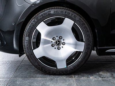 2025 Mercedes-BENZ V-CLASS — миниатюра 32