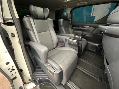 TOYOTA ALPHARD - 8