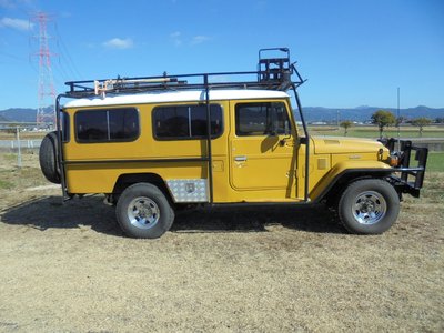 TOYOTA LAND CRUISER 40 - 3