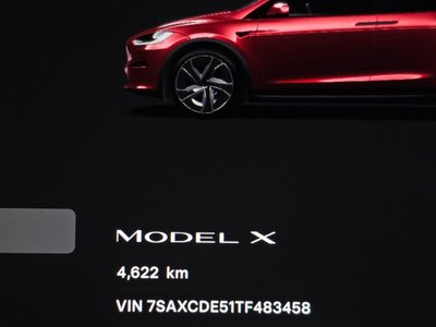 صورة مصغرة 11 لـ 2026 Tesla MODEL X