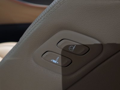 2022 Genesis GV80 thumbnail 30