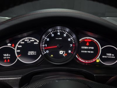 PORSCHE PANAMERA - 8