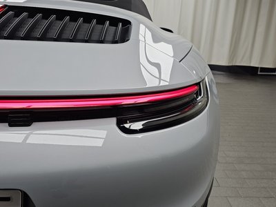 صورة 10 لـ 2024 Porsche 911