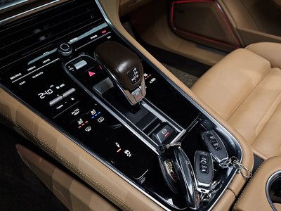 PORSCHE PANAMERA - 9