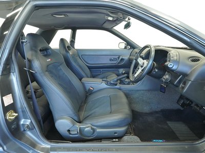 NISSAN SKYLINE GT-R - 10