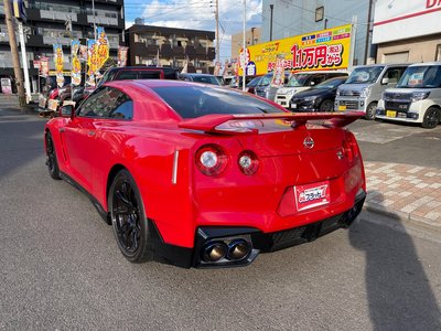 NISSAN GT-R - 3