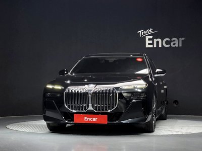 BMW I7 - 2