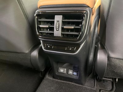 صورة مصغرة 39 لـ 2023 Lexus NX