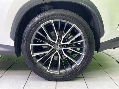 صورة مصغرة 34 لـ 2023 Lexus NX