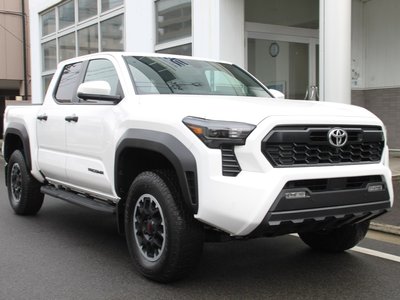 TOYOTA TACOMA - 1