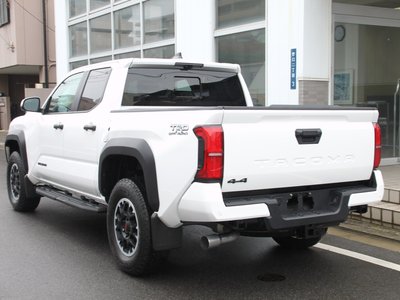 TOYOTA TACOMA - 6