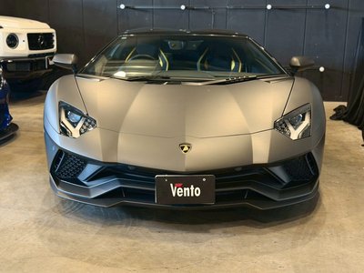 صورة 2 لـ 2019 LAMBORGHINI AVENTADOR ROADSTER