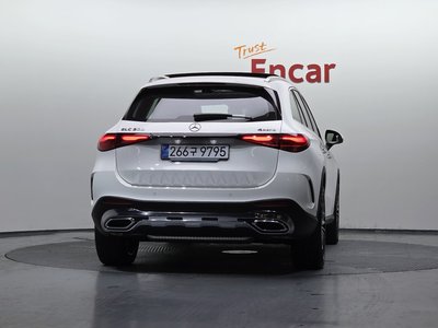 MERCEDES-BENZ GLC - 3