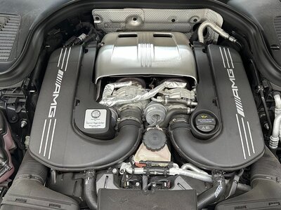 MERCEDES-BENZ GLC - 7