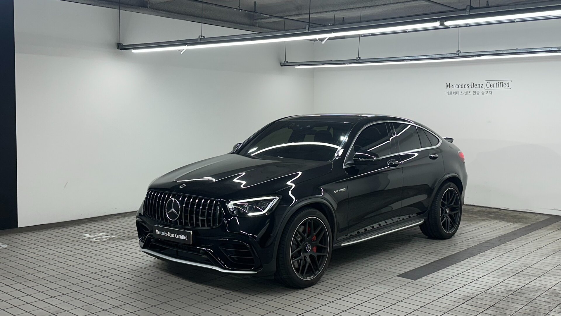 MERCEDES-BENZ GLC - View 1