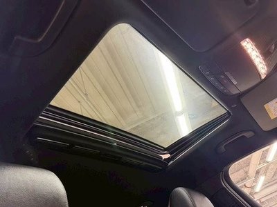 MERCEDES-BENZ GLC - 4