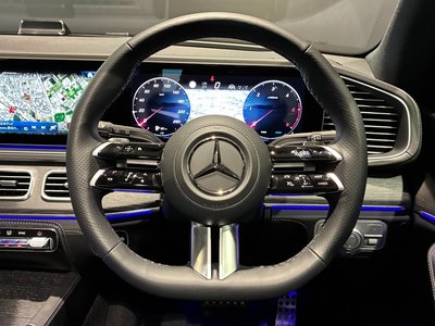 2026 Mercedes-BENZ GLS — миниатюра 13
