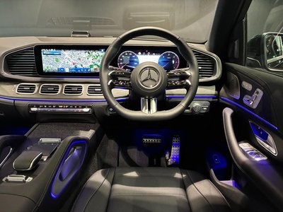 2026 Mercedes-BENZ GLS — миниатюра 12