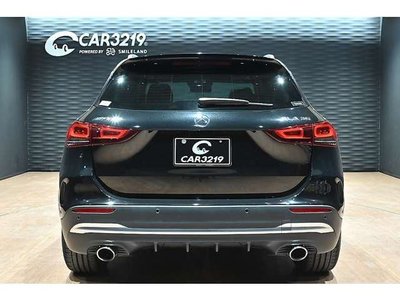 MERCEDES-BENZ GLA - 7