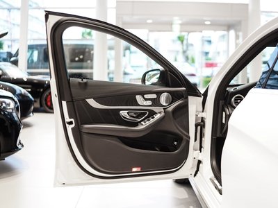 صورة مصغرة 43 لـ 2017 Mercedes-BENZ C-CLASS AMG