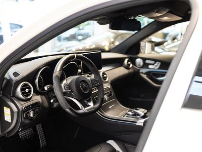 2017 Mercedes-BENZ C-CLASS AMG photo 3