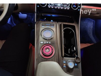 GENESIS GV80 - 8