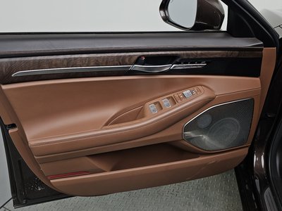 2021 Genesis G90 — миниатюра 14