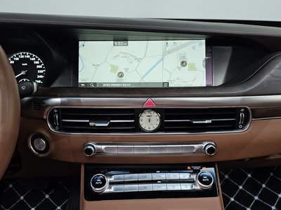 2021 Genesis G90 — миниатюра 19