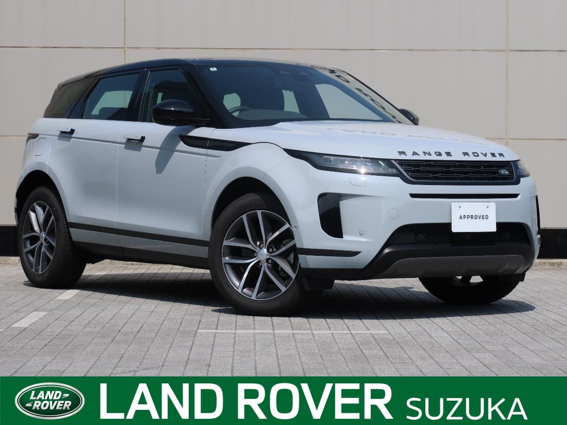 LAND ROVER RANGE ROVER EVOQUE - View 1