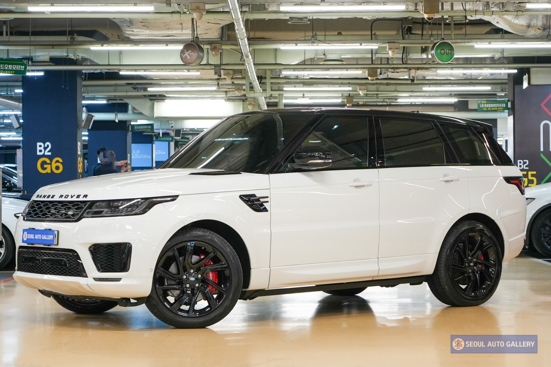 LAND ROVER RANGE ROVER SPORT - View 1