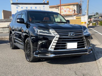 LEXUS LX - 2