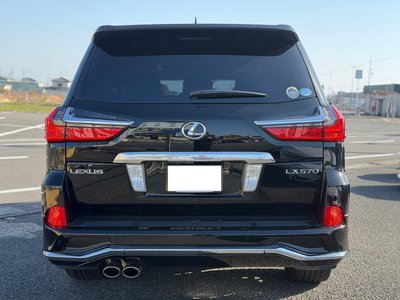 LEXUS LX - 7