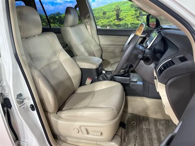 صورة 8 لـ 2023 Toyota LAND CRUISER PRADO