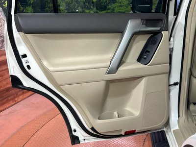 2023 Toyota LAND CRUISER PRADO — миниатюра 49
