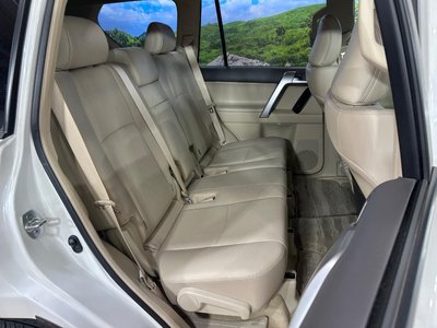 صورة 9 لـ 2023 Toyota LAND CRUISER PRADO