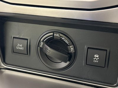2023 Toyota LAND CRUISER PRADO — миниатюра 35