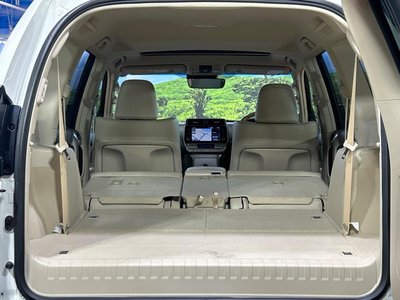 2023 Toyota LAND CRUISER PRADO — миниатюра 11