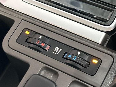 صورة 7 لـ 2023 Toyota LAND CRUISER PRADO