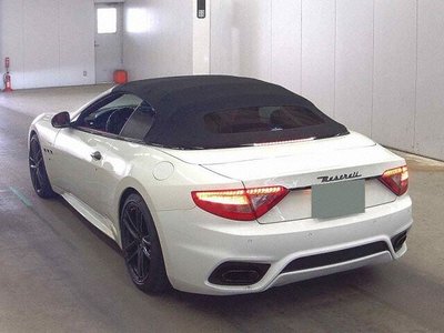 MASERATI GRANCABRIO - 2