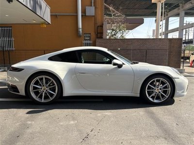 PORSCHE 911 - 4